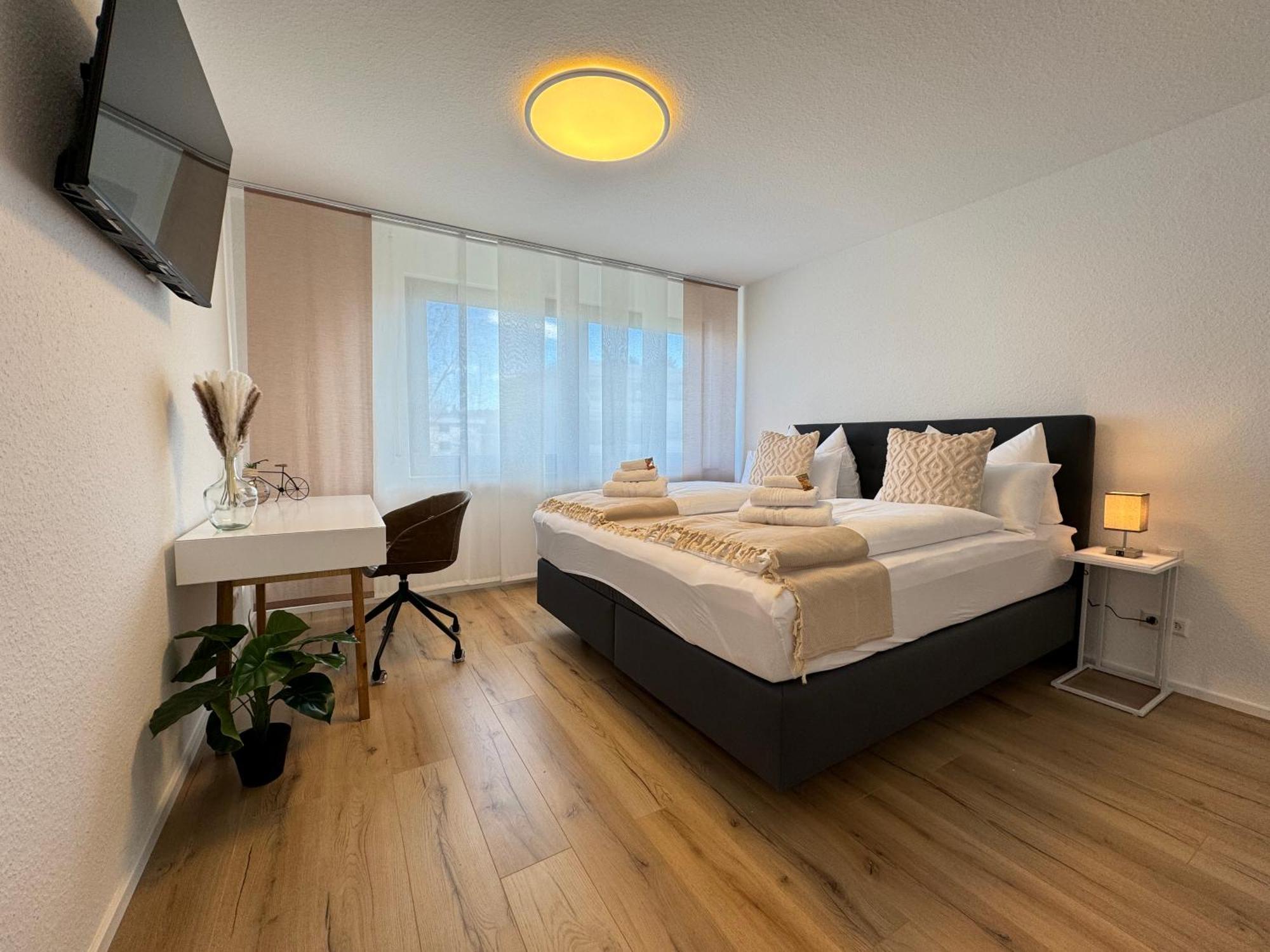 3 Zimmer Apartment, 90 Qm, Ruhig Und Zentrumsnah, Max 6 Pers, 15 Qm Balkon , Private Garage, Internet 1000 Mbit Зиндельфинген Экстерьер фото